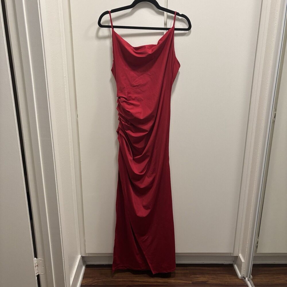 NBD Revolve Sz Medium Maxi Red Ruched Slit Sleeveless Dress Party Wedding Guest